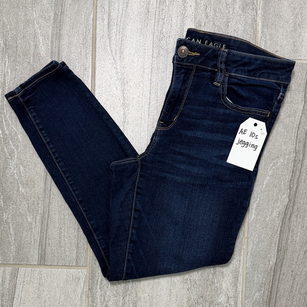 American Eagle High Rise Jegging Deep Indigo | Size 10 Short